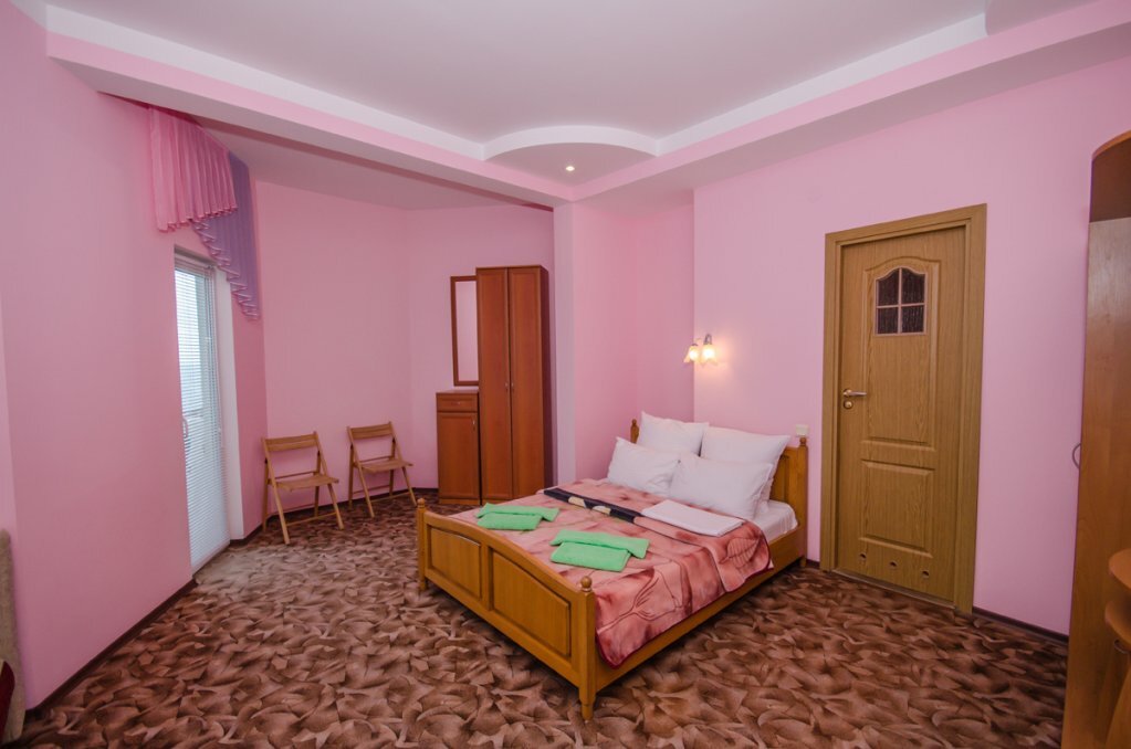 Гостиница Седьмое Небо Утес-153