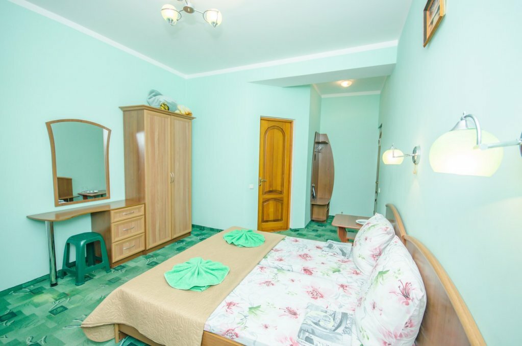 Гостиница Седьмое Небо Утес-83