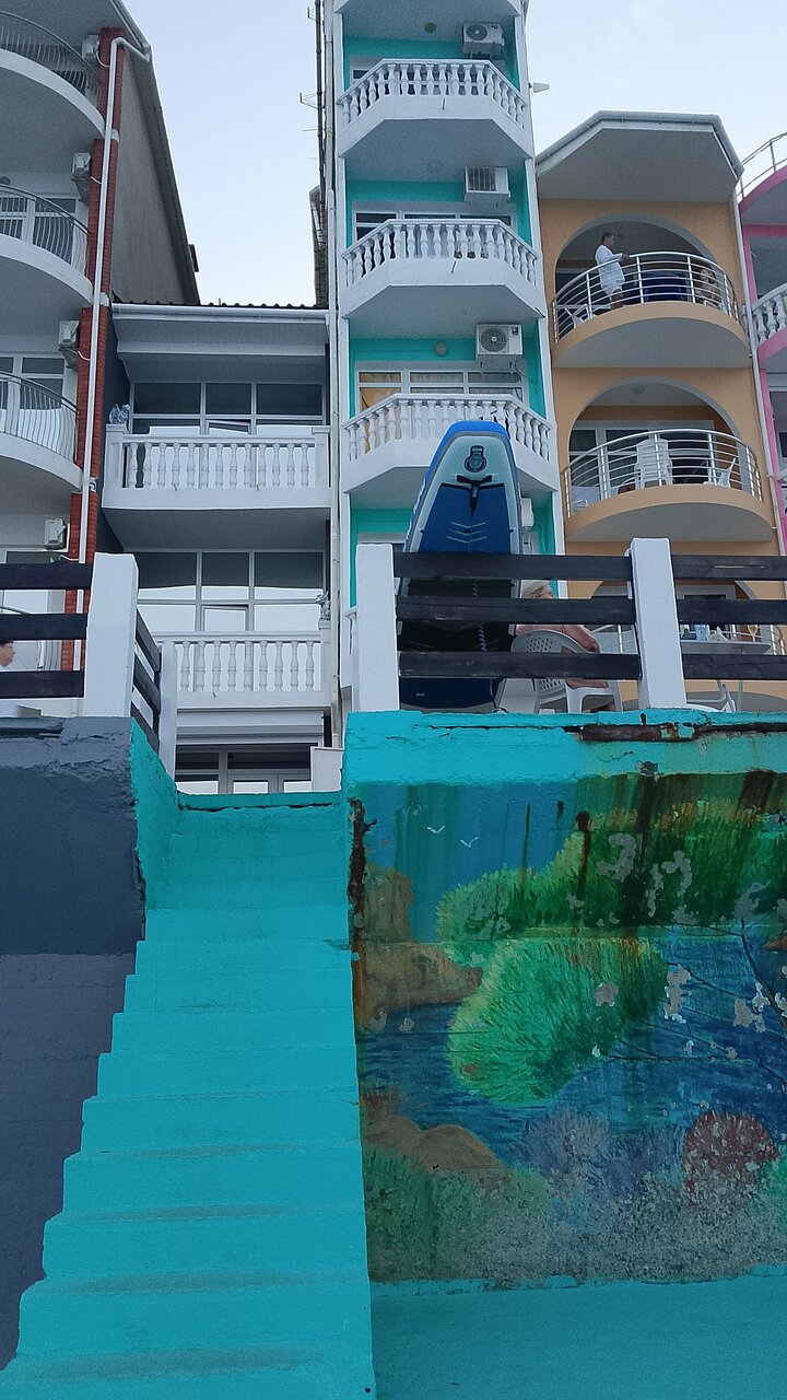 Гостиница Седьмое Небо Утес-207