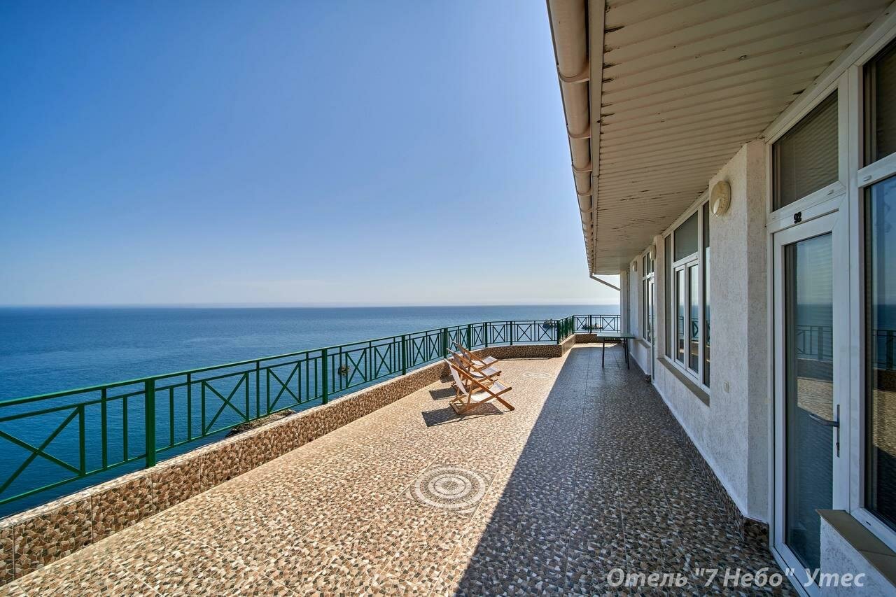 Гостиница Седьмое Небо Утес-64