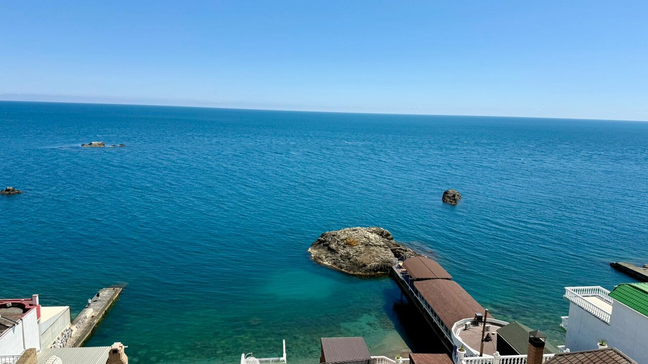 Гостиница Седьмое Небо Утес-77