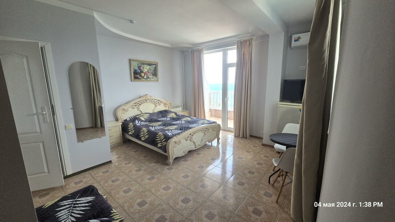 Гостиница Седьмое Небо Утес-174