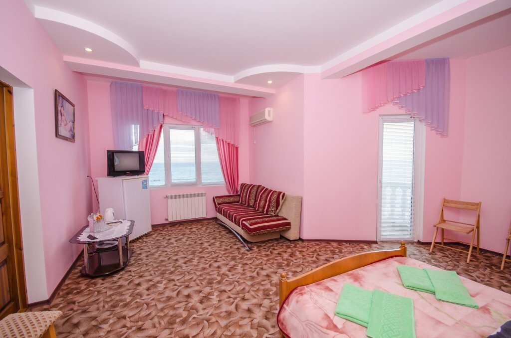 Гостиница Седьмое Небо Утес-86