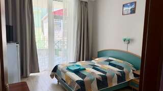 Гостиница Седьмое Небо Утес Семейный полулюкс-1