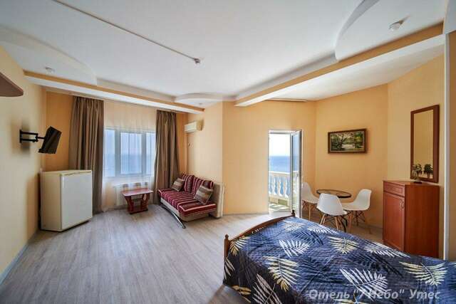 Гостиница Седьмое Небо Утес-125