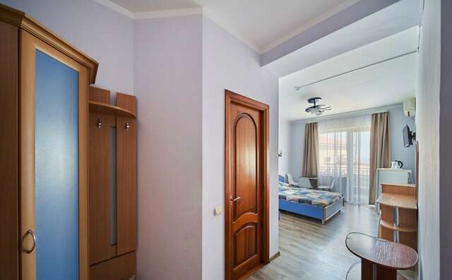 Гостиница Седьмое Небо Утес-91