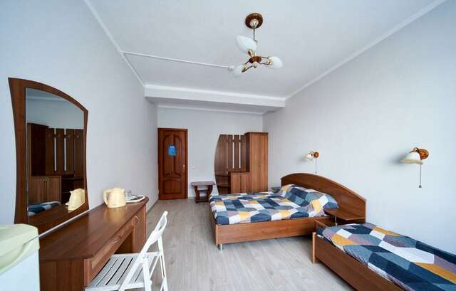 Гостиница Седьмое Небо Утес-75