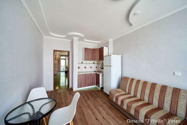 Гостиница Седьмое Небо Утес-122