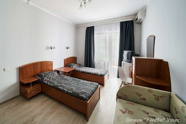 Гостиница Седьмое Небо Утес-145