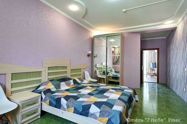 Гостиница Седьмое Небо Утес-148