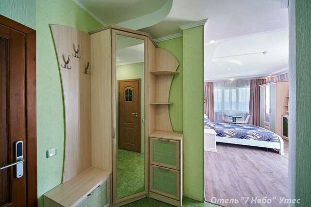 Гостиница Седьмое Небо Утес-112