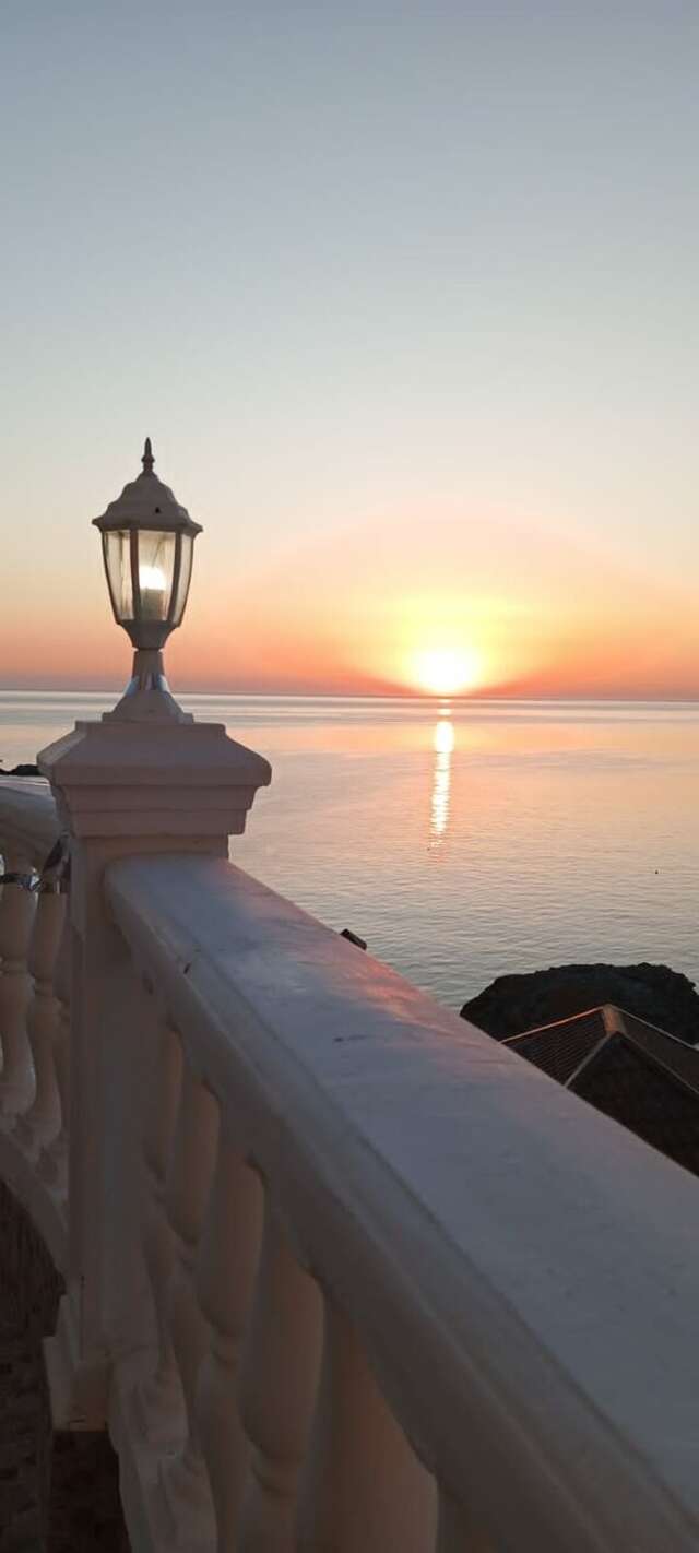 Гостиница Седьмое Небо Утес-240