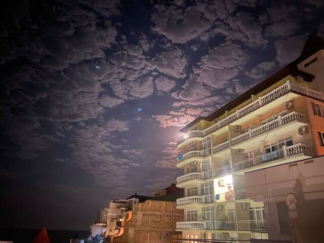 Гостиница Седьмое Небо Утес-185