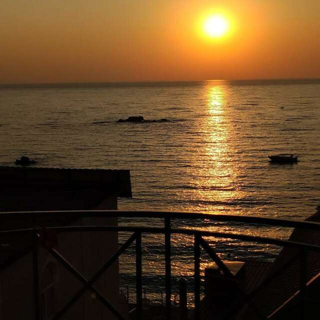 Гостиница Седьмое Небо Утес-59