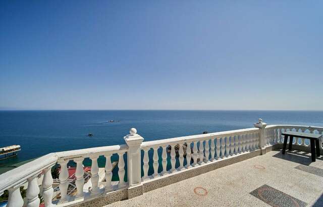 Гостиница Седьмое Небо Утес-97